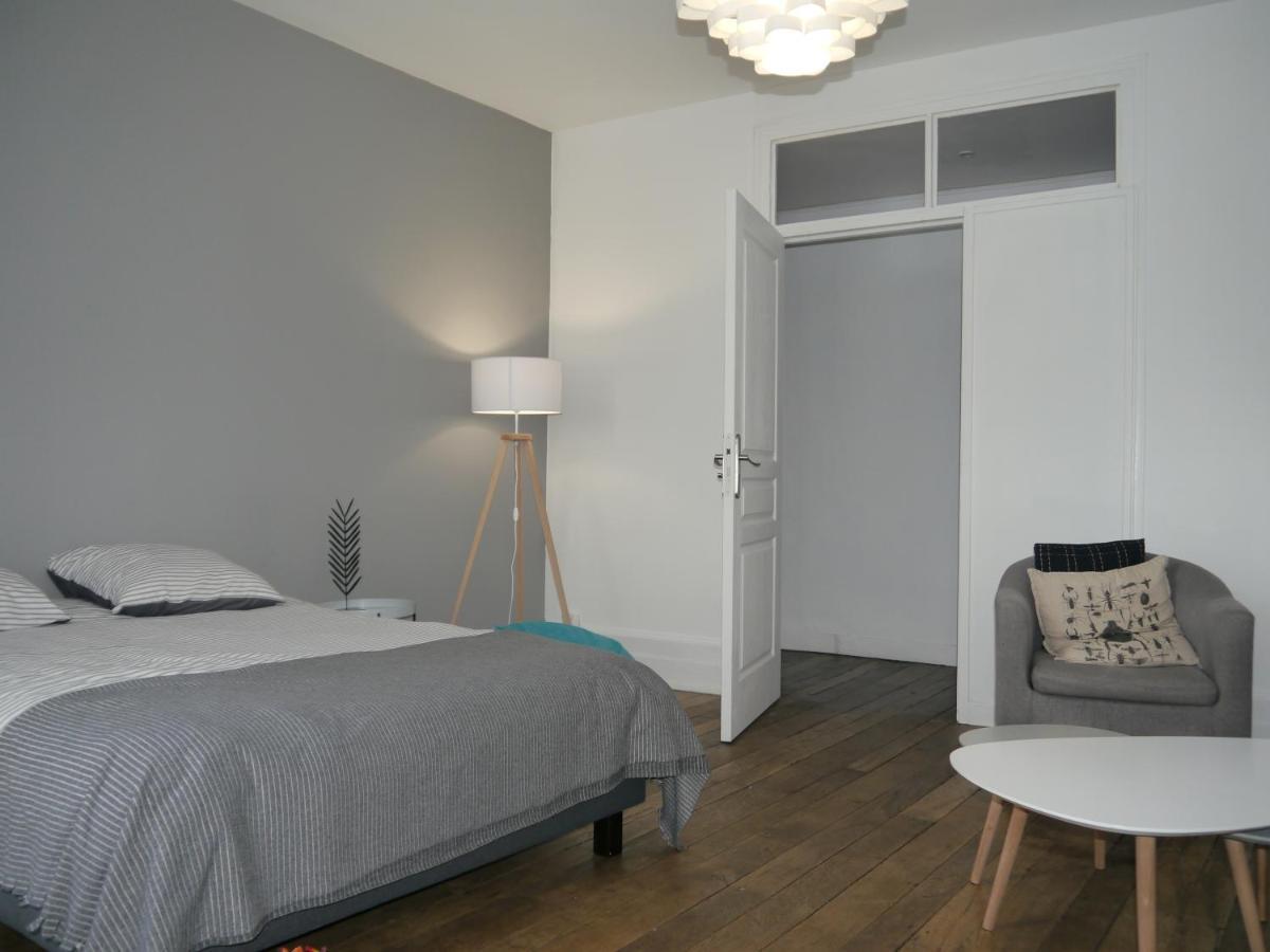 Appartement Hypercentre Tarbes - 2 Grandes Chambres Exterior photo