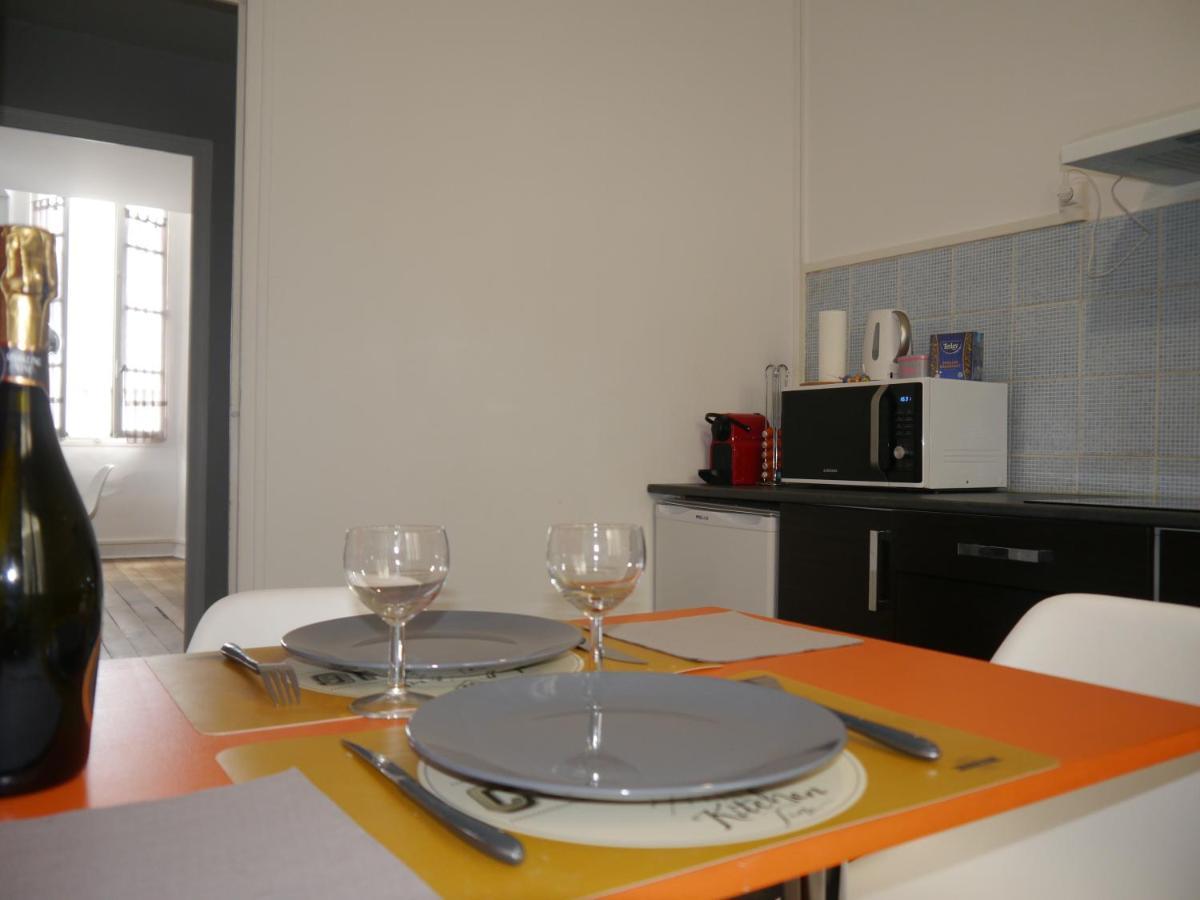 Appartement Hypercentre Tarbes - 2 Grandes Chambres Exterior photo